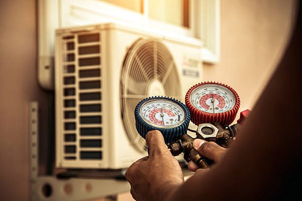 Professional Air Conditioning Service technician working in Orange Springs, FL